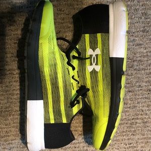Under Armour Velocity Running Shoes